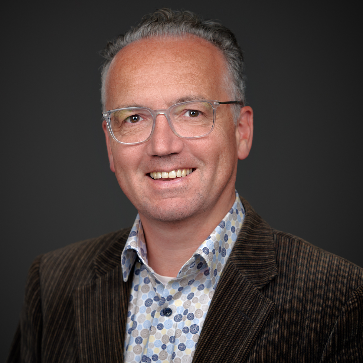 MR. R. (ROGIER) HÖRCHNER